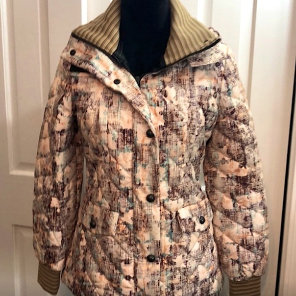 M by Missoni 6 quilted down puffer coat detach hood, 70/30 down feather fill EUC - Picture 6 of 8